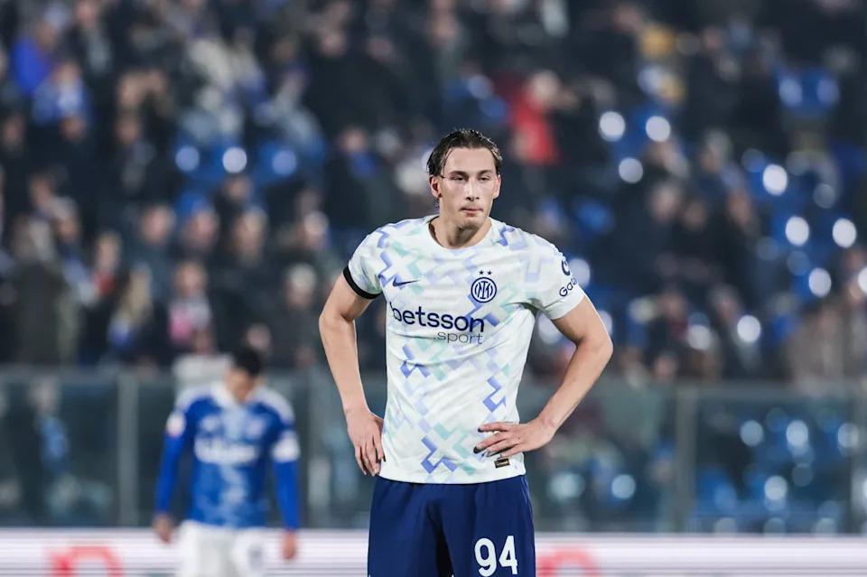 ESPN记者：皇马为琼阿梅尼标价9000万欧，今夏或出售他；邮报：曼联未来数月可能会和B费进行新合同谈判